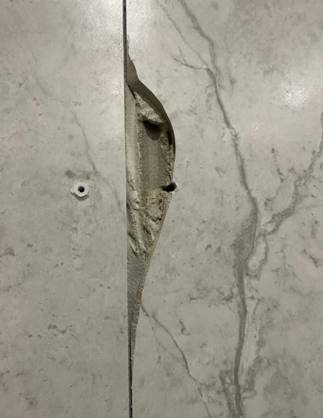 瓷砖烂了怎么补救(瓷砖烂了一块怎么处理)